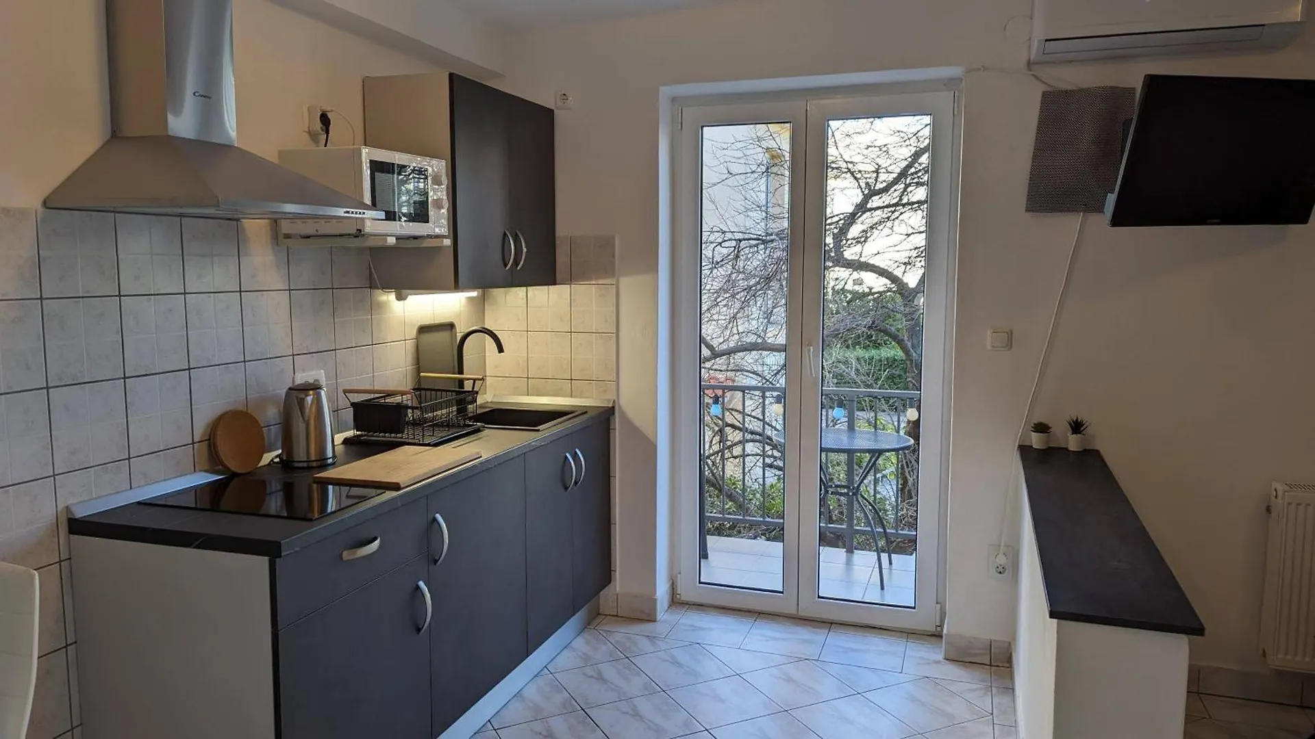Apartments Kety - Central Heating