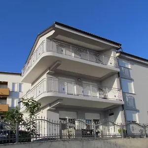  Apartment Delic