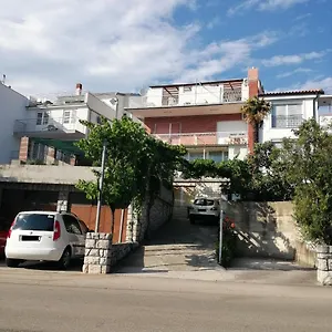  Apartment Marijan